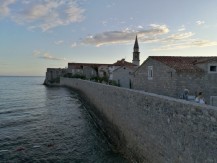 Senamiesčio siena nuo jūros
